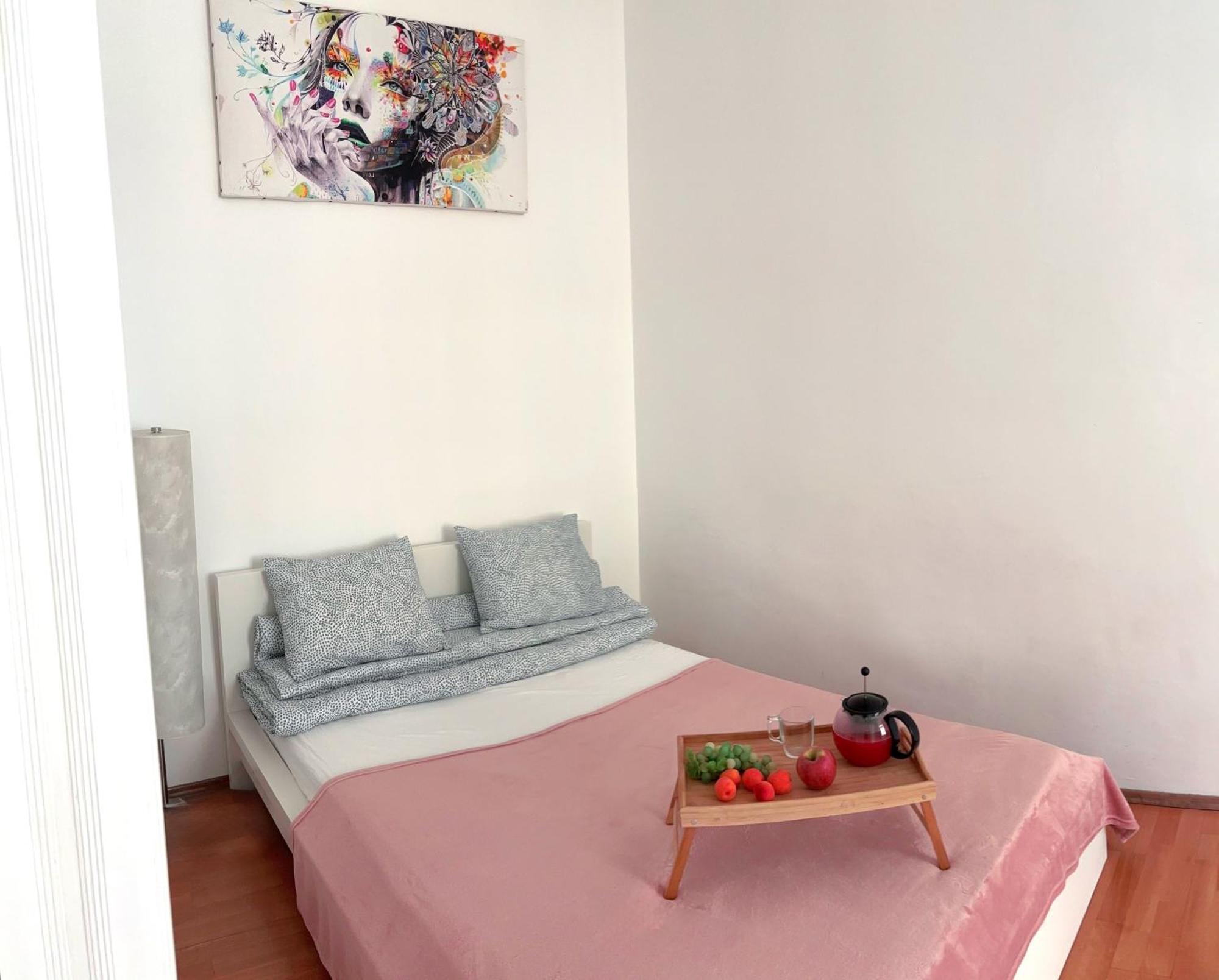 Big And Comfortable Mariahilfer Apartment Відень Екстер'єр фото