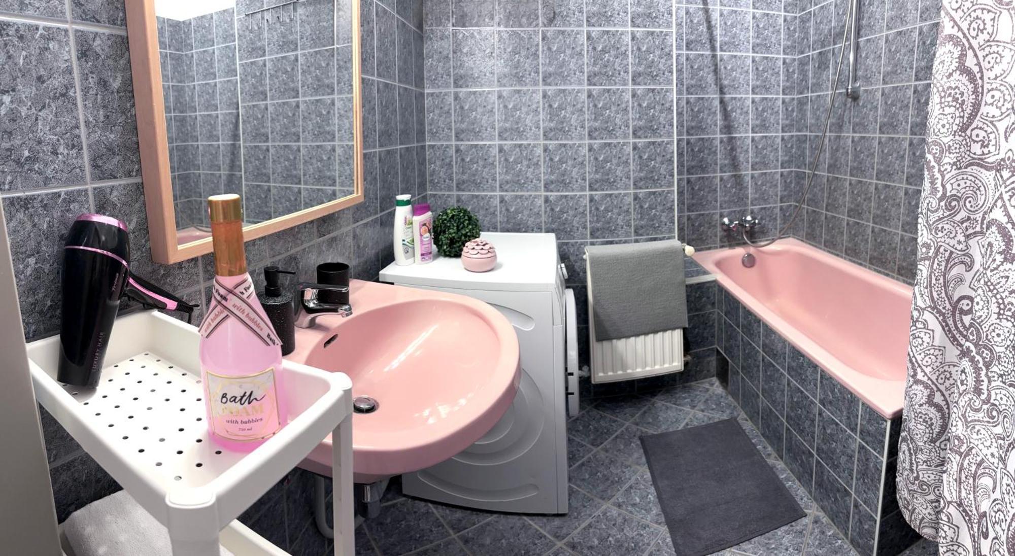 Big And Comfortable Mariahilfer Apartment Відень Екстер'єр фото